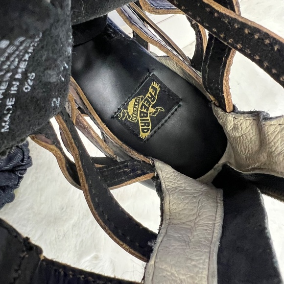 •NWT/NEW!! |•FREEBIRD BY STEVEN•| CHEYENNE Black & Brown Leather Booties Size 8 - Picture 12 of 16